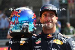 Daniel Ricciardo (AUS) Red Bull Racing RB14 gets pole position. 26.05.2018. Formula 1 World Championship, Rd 6, Monaco Grand Prix, Monte Carlo, Monaco, Qualifying Day.