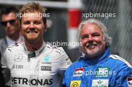(L to R): Nico Rosberg (GER) with his father Keke Rosberg (FIN). 24.05.2018. Formula 1 World Championship, Rd 6, Monaco Grand Prix, Monte Carlo, Monaco, Practice Day.