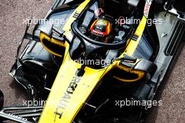 Carlos Sainz Jr (ESP) Renault Sport F1 Team RS18. 24.05.2018. Formula 1 World Championship, Rd 6, Monaco Grand Prix, Monte Carlo, Monaco, Practice Day.