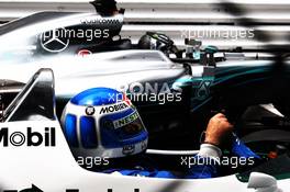 Nico Rosberg (GER) Mercedes AMG F1 W07 and his father Keke Rosberg (FIN) Williams FW08. 24.05.2018. Formula 1 World Championship, Rd 6, Monaco Grand Prix, Monte Carlo, Monaco, Practice Day.
