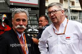 (L to R): Chase Carey (USA) Formula One Group Chairman with Ross Brawn (GBR) Managing Director, Motor Sports. 24.05.2018. Formula 1 World Championship, Rd 6, Monaco Grand Prix, Monte Carlo, Monaco, Practice Day.