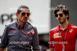 (L to R): Guenther Steiner (ITA) Haas F1 Team Prinicipal with Antonio Giovinazzi (ITA) Ferrari Development Driver. 24.05.2018. Formula 1 World Championship, Rd 6, Monaco Grand Prix, Monte Carlo, Monaco, Practice Day.