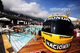 The helmet of Ayrton Senna - Monaco atmosphere. 24.05.2018. Formula 1 World Championship, Rd 6, Monaco Grand Prix, Monte Carlo, Monaco, Practice Day.