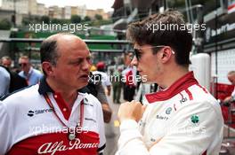 (L to R): Frederic Vasseur (FRA) Sauber F1 Team, Team Principal with Charles Leclerc (MON) Sauber F1 Team. 24.05.2018. Formula 1 World Championship, Rd 6, Monaco Grand Prix, Monte Carlo, Monaco, Practice Day.