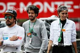 Fernando Alonso (ESP) McLaren (Left) with his girlfriend Linda Morselli (Right). 24.05.2018. Formula 1 World Championship, Rd 6, Monaco Grand Prix, Monte Carlo, Monaco, Practice Day.