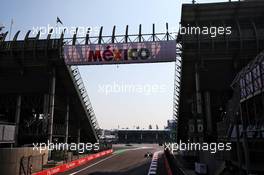 Valtteri Bottas (FIN) Mercedes AMG F1 W09. 26.10.2018. Formula 1 World Championship, Rd 19, Mexican Grand Prix, Mexico City, Mexico, Practice Day.