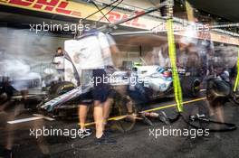 Williams team practices a pit stop. 26.10.2018. Formula 1 World Championship, Rd 19, Mexican Grand Prix, Mexico City, Mexico, Practice Day.