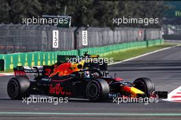 Daniel Ricciardo (AUS) Red Bull Racing RB14. 26.10.2018. Formula 1 World Championship, Rd 19, Mexican Grand Prix, Mexico City, Mexico, Practice Day.