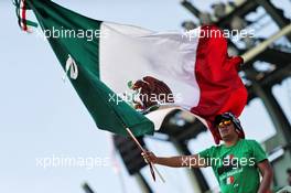 Fans in the grandstand - large Mexican flag. 26.10.2018. Formula 1 World Championship, Rd 19, Mexican Grand Prix, Mexico City, Mexico, Practice Day.