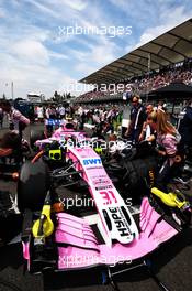 Esteban Ocon (FRA) Racing Point Force India F1 VJM11 on the grid. 28.10.2018. Formula 1 World Championship, Rd 19, Mexican Grand Prix, Mexico City, Mexico, Race Day.