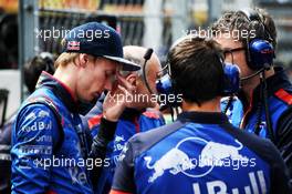 Brendon Hartley (NZL) Scuderia Toro Rosso on the grid. 28.10.2018. Formula 1 World Championship, Rd 19, Mexican Grand Prix, Mexico City, Mexico, Race Day.