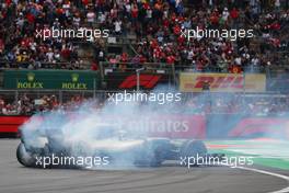 Lewis Hamilton (GBR) Mercedes AMG F1 W09 celebrates his 5th World Championship. 28.10.2018. Formula 1 World Championship, Rd 19, Mexican Grand Prix, Mexico City, Mexico, Race Day.