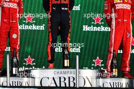 Carbon champagne on the podium. 28.10.2018. Formula 1 World Championship, Rd 19, Mexican Grand Prix, Mexico City, Mexico, Race Day.