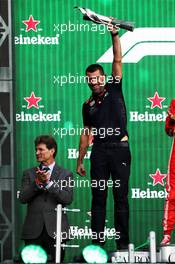 Guillaume Rocquelin (ITA) Red Bull Racing Head of Race Engineering celebrates on the podium. 28.10.2018. Formula 1 World Championship, Rd 19, Mexican Grand Prix, Mexico City, Mexico, Race Day.