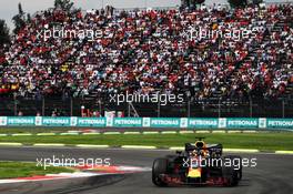 Daniel Ricciardo (AUS) Red Bull Racing RB14. 28.10.2018. Formula 1 World Championship, Rd 19, Mexican Grand Prix, Mexico City, Mexico, Race Day.