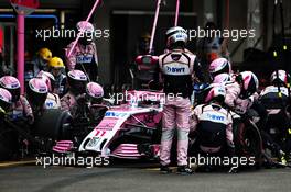 Sergio Perez (MEX) Racing Point Force India F1 VJM11 makes a pit stop. 28.10.2018. Formula 1 World Championship, Rd 19, Mexican Grand Prix, Mexico City, Mexico, Race Day.