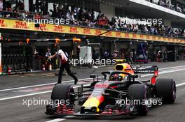 Max Verstappen (NLD) Red Bull Racing RB14 leaves the pits. 27.10.2018. Formula 1 World Championship, Rd 19, Mexican Grand Prix, Mexico City, Mexico, Qualifying Day.