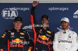 Pole for Daniel Ricciardo (AUS) Red Bull Racing RB14, 2nd for Max Verstappen (NLD) Red Bull Racing RB14 and 3rd for Lewis Hamilton (GBR) Mercedes AMG F1 W09. 27.10.2018. Formula 1 World Championship, Rd 19, Mexican Grand Prix, Mexico City, Mexico, Qualifying Day.