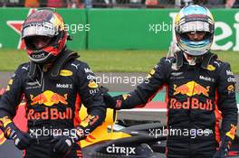 Max Verstappen (NLD) Red Bull Racing RB14 and pole for Daniel Ricciardo (AUS) Red Bull Racing RB14. 27.10.2018. Formula 1 World Championship, Rd 19, Mexican Grand Prix, Mexico City, Mexico, Qualifying Day.