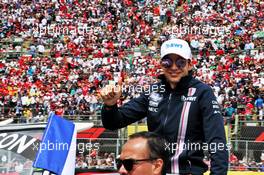 Esteban Ocon (FRA) Racing Point Force India F1 Team on the drivers parade. 28.10.2018. Formula 1 World Championship, Rd 19, Mexican Grand Prix, Mexico City, Mexico, Race Day.