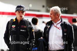 (L to R): Max Verstappen (NLD) Red Bull Racing with Dr Helmut Marko (AUT) Red Bull Motorsport Consultant. 28.10.2018. Formula 1 World Championship, Rd 19, Mexican Grand Prix, Mexico City, Mexico, Race Day.