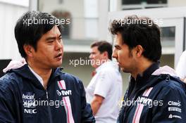 (L to R): Jun Matsuzaki (JPN) Racing Point Force India F1 Team Senior Tyre Engineer with Sergio Perez (MEX) Racing Point Force India F1 Team. 28.10.2018. Formula 1 World Championship, Rd 19, Mexican Grand Prix, Mexico City, Mexico, Race Day.