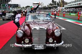 Sergio Perez (MEX) Racing Point Force India F1 Team on the drivers parade. 28.10.2018. Formula 1 World Championship, Rd 19, Mexican Grand Prix, Mexico City, Mexico, Race Day.