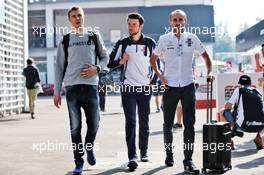 (L to R): Sergey Sirotkin (RUS) Williams (Left) with Tom Clark (GBR) Physio and Robert Kubica (POL) Williams Reserve and Development Driver. 25.10.2018. Formula 1 World Championship, Rd 19, Mexican Grand Prix, Mexico City, Mexico, Preparation Day.