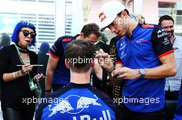 Pierre Gasly (FRA) Scuderia Toro Rosso - face painting. 25.10.2018. Formula 1 World Championship, Rd 19, Mexican Grand Prix, Mexico City, Mexico, Preparation Day.