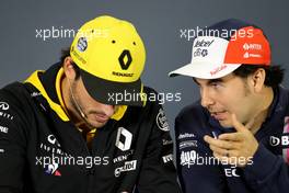Carlos Sainz Jr (ESP) Renault F1 Team and Sergio Perez (MEX) Sahara Force India F1   25.10.2018. Formula 1 World Championship, Rd 19, Mexican Grand Prix, Mexico City, Mexico, Preparation Day.