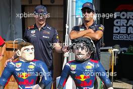Max Verstappen (NLD) Red Bull Racing and Daniel Ricciardo (AUS) Red Bull Racing  25.10.2018. Formula 1 World Championship, Rd 19, Mexican Grand Prix, Mexico City, Mexico, Preparation Day.