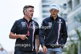 (L to R): Andy Stevenson (GBR) Racing Point Force India F1 Team Manager with Esteban Ocon (FRA) Racing Point Force India F1 Team. 28.09.2018. Formula 1 World Championship, Rd 16, Russian Grand Prix, Sochi Autodrom, Sochi, Russia, Practice Day.