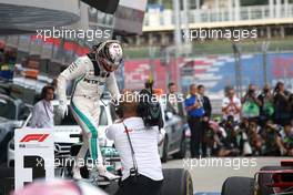 Lewis Hamilton (GBR) Mercedes AMG F1   30.09.2018. Formula 1 World Championship, Rd 16, Russian Grand Prix, Sochi Autodrom, Sochi, Russia, Race Day.