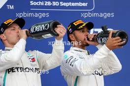 Valtteri Bottas (FIN) Mercedes AMG F1 and Lewis Hamilton (GBR) Mercedes AMG F1   30.09.2018. Formula 1 World Championship, Rd 16, Russian Grand Prix, Sochi Autodrom, Sochi, Russia, Race Day.