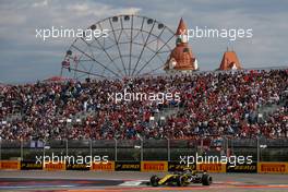 Carlos Sainz Jr (ESP) Renault F1 Team  30.09.2018. Formula 1 World Championship, Rd 16, Russian Grand Prix, Sochi Autodrom, Sochi, Russia, Race Day.