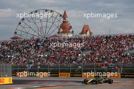 Nico Hulkenberg (GER) Renault Sport F1 Team  30.09.2018. Formula 1 World Championship, Rd 16, Russian Grand Prix, Sochi Autodrom, Sochi, Russia, Race Day.