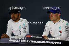 (L to R): Lewis Hamilton (GBR) Mercedes AMG F1 and team mate Valtteri Bottas (FIN) Mercedes AMG F1 in the post qualifying FIA Press Conference. 29.09.2018. Formula 1 World Championship, Rd 16, Russian Grand Prix, Sochi Autodrom, Sochi, Russia, Qualifying Day.