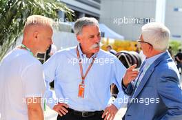 (L to R): Dmitry Mazepin (BLR) Uralchem Chairman with Chase Carey (USA) Formula One Group Chairman and Paul Ostling, Uralkali Senior Independent Director.  29.09.2018. Formula 1 World Championship, Rd 16, Russian Grand Prix, Sochi Autodrom, Sochi, Russia, Qualifying Day.