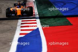Fernando Alonso (ESP) McLaren MCL33. 29.09.2018. Formula 1 World Championship, Rd 16, Russian Grand Prix, Sochi Autodrom, Sochi, Russia, Qualifying Day.