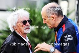 (L to R): Bernie Ecclestone (GBR) with Franz Tost (AUT) Scuderia Toro Rosso Team Principal. 29.09.2018. Formula 1 World Championship, Rd 16, Russian Grand Prix, Sochi Autodrom, Sochi, Russia, Qualifying Day.