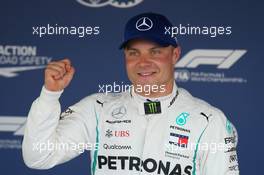 Pole position for Valtteri Bottas (FIN) Mercedes AMG F1. 29.09.2018. Formula 1 World Championship, Rd 16, Russian Grand Prix, Sochi Autodrom, Sochi, Russia, Qualifying Day.