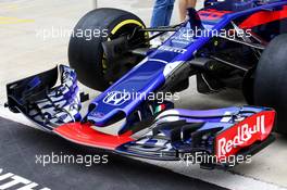 Scuderia Toro Rosso STR13 front wing detail. 27.09.2018. Formula 1 World Championship, Rd 16, Russian Grand Prix, Sochi Autodrom, Sochi, Russia, Preparation Day.