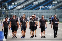 Romain Grosjean (FRA) Haas F1 Team walks the circuit with the team. 27.09.2018. Formula 1 World Championship, Rd 16, Russian Grand Prix, Sochi Autodrom, Sochi, Russia, Preparation Day.