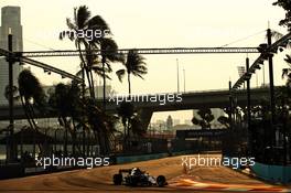Pierre Gasly (FRA) Scuderia Toro Rosso STR13. 14.09.2018. Formula 1 World Championship, Rd 15, Singapore Grand Prix, Marina Bay Street Circuit, Singapore, Practice Day.
