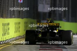 Carlos Sainz Jr (ESP) Renault F1 Team  14.09.2018. Formula 1 World Championship, Rd 15, Singapore Grand Prix, Marina Bay Street Circuit, Singapore, Practice Day.