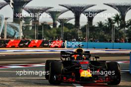 Daniel Ricciardo (AUS) Red Bull Racing RB14. 14.09.2018. Formula 1 World Championship, Rd 15, Singapore Grand Prix, Marina Bay Street Circuit, Singapore, Practice Day.