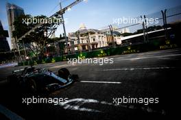 Lewis Hamilton (GBR) Mercedes AMG F1 W09. 14.09.2018. Formula 1 World Championship, Rd 15, Singapore Grand Prix, Marina Bay Street Circuit, Singapore, Practice Day.
