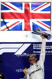 1st place Lewis Hamilton (GBR) Mercedes AMG F1 W09. 16.09.2018. Formula 1 World Championship, Rd 15, Singapore Grand Prix, Marina Bay Street Circuit, Singapore, Race Day.