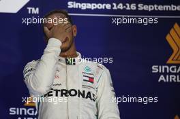1st place Lewis Hamilton (GBR) Mercedes AMG F1 W09. 16.09.2018. Formula 1 World Championship, Rd 15, Singapore Grand Prix, Marina Bay Street Circuit, Singapore, Race Day.