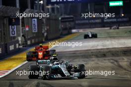 Valtteri Bottas (FIN) Mercedes AMG F1 W09. 16.09.2018. Formula 1 World Championship, Rd 15, Singapore Grand Prix, Marina Bay Street Circuit, Singapore, Race Day.